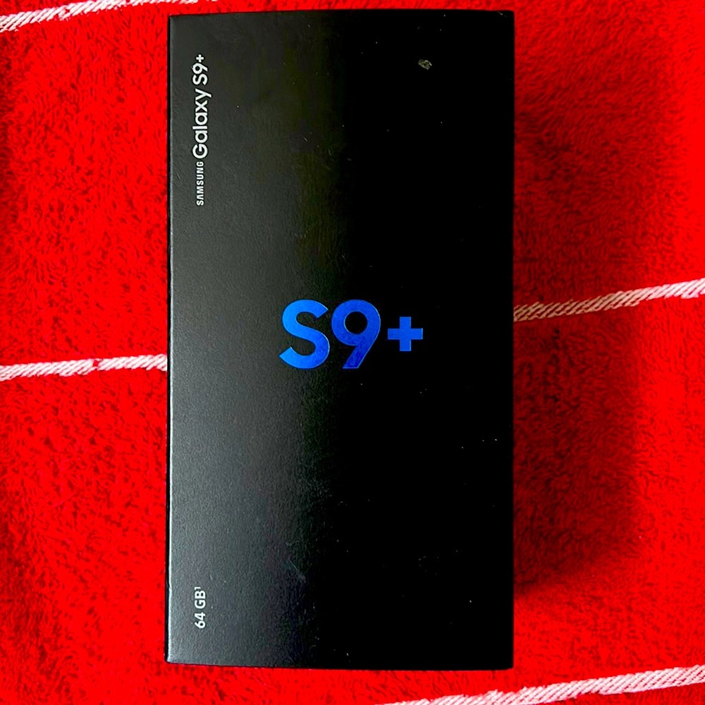 AT&T Cell Phone! Samsung Galaxy S9+